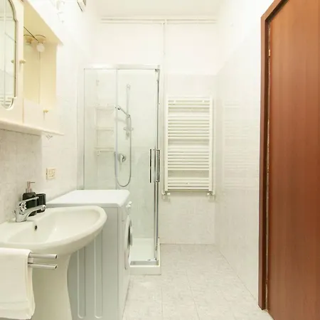 New York Style 2 Bed *
