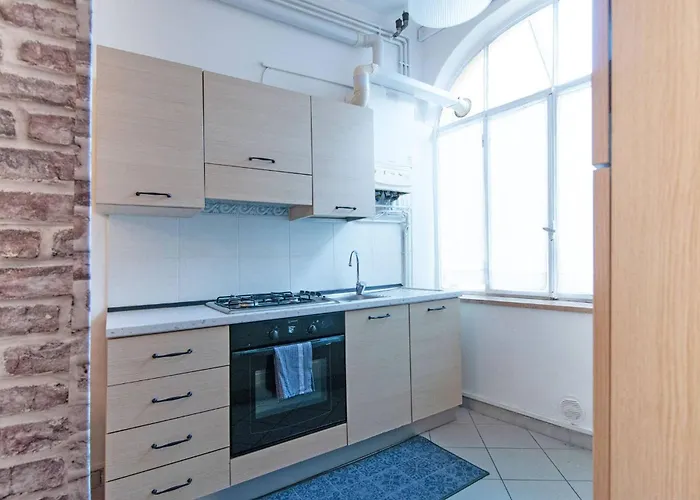 New York Style 2 Bed Lägenhet