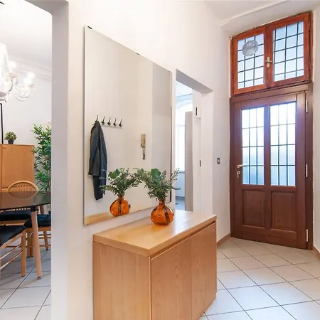 New York Style 2 Bed *