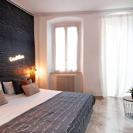 New York Style 2 Bed *