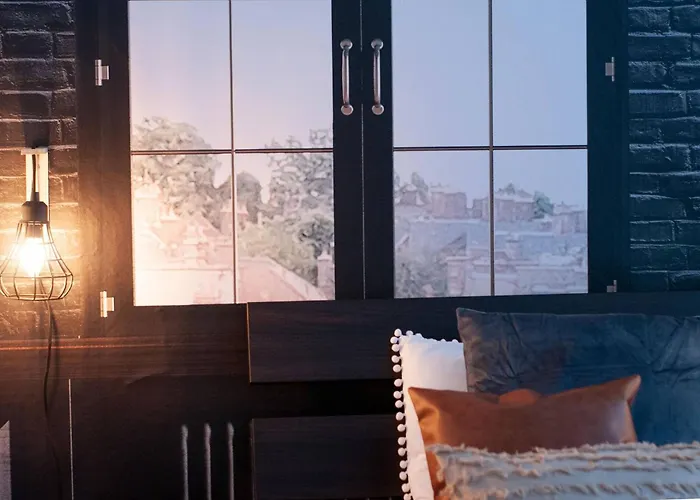 New York Style 2 Bed Apartment *